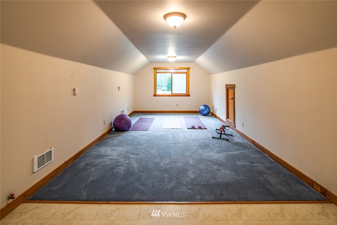 6570 North Star Road Ferndale, WA 98248 - Photo 20 of 39 a view of a room with window