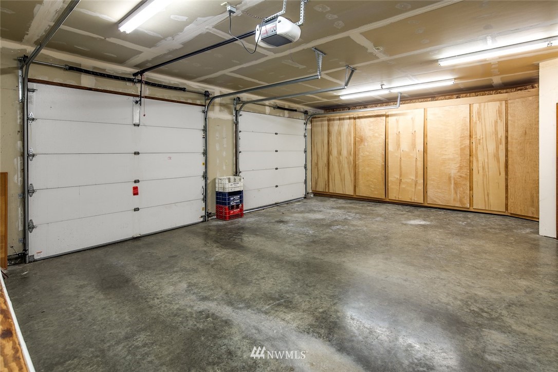 6570 North Star Road Ferndale, WA 98248 - Photo 29 of 39 a view of garage