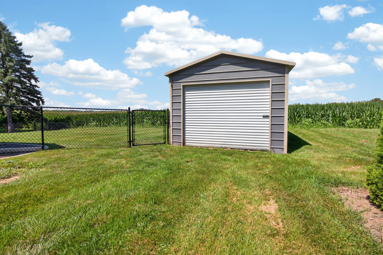 25424 North 1750 East Road Hudson, IL 61748 - Photo 52 of 56