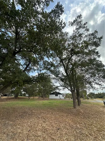 $195,000 | 707 Norwood Lane, Hearne, TX 77859