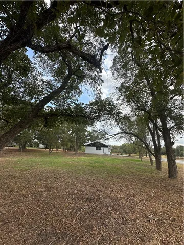 $195,000 | 707 Norwood Lane, Hearne, TX 77859