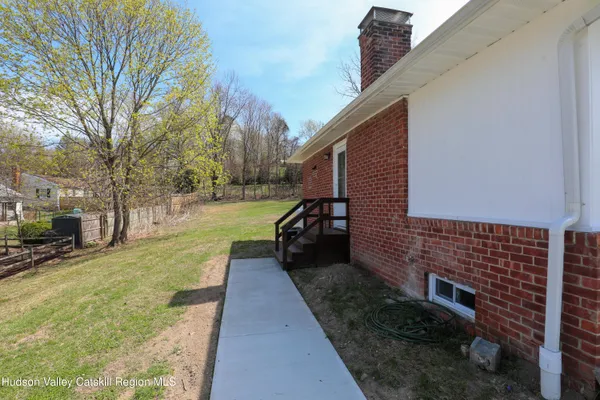 $3,950 | 111 Zandhoek Road, Hurley, NY 12443