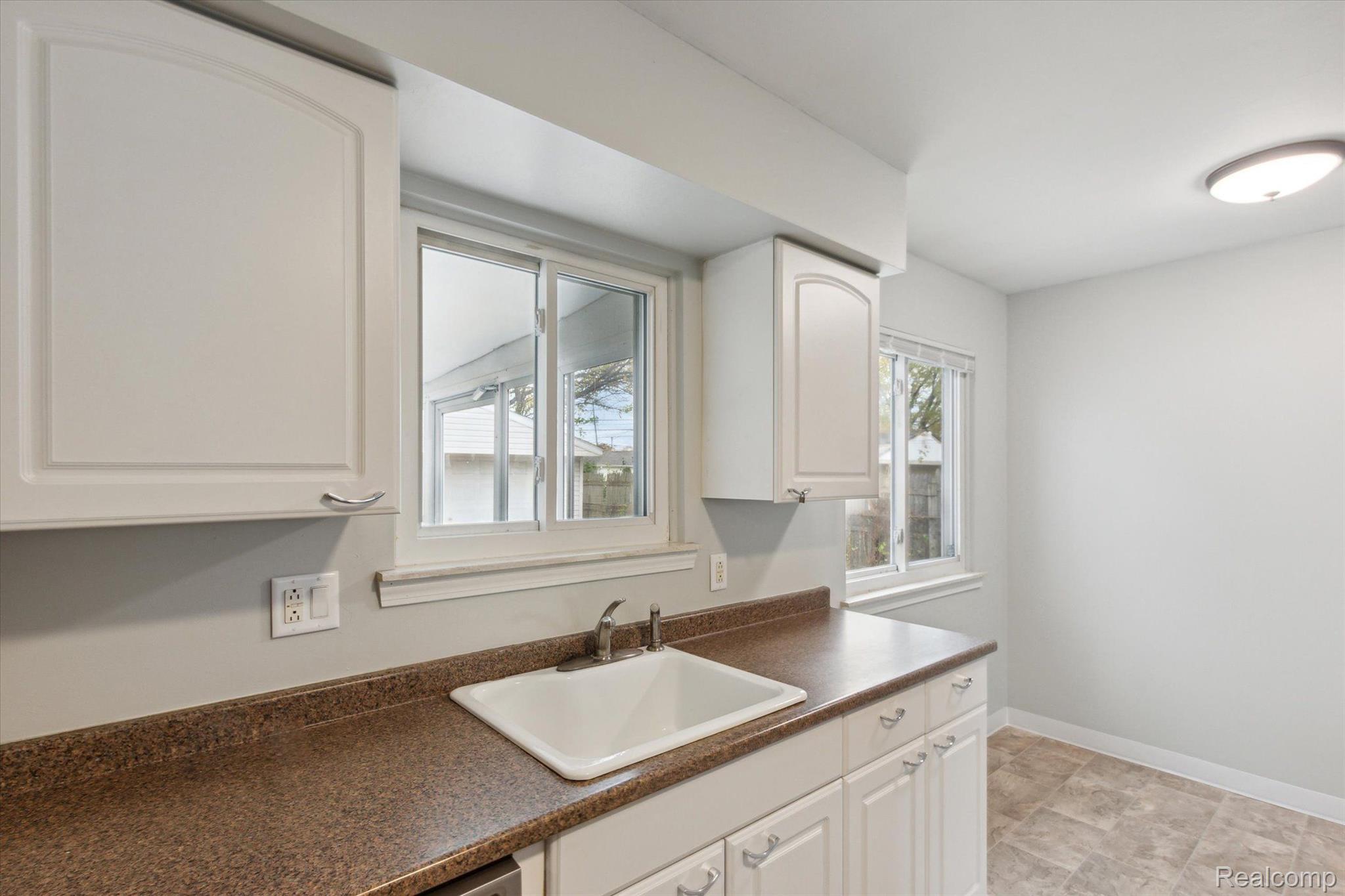 14693 Jackson Street Taylor, MI 48180 - Photo 13 of 40 Gallery Image 13