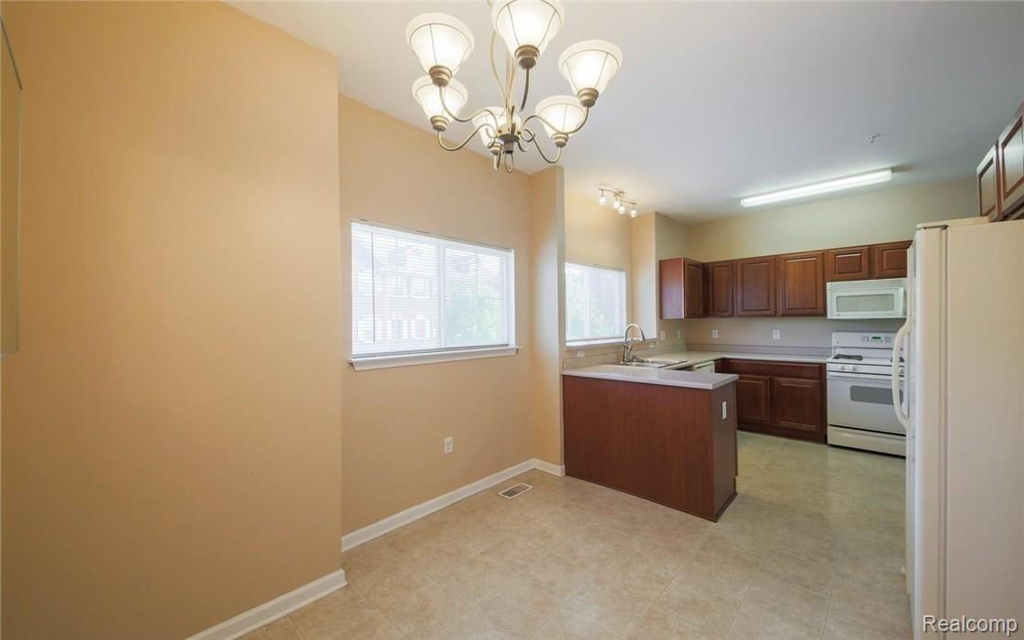 22696 Goddard Road Taylor, MI 48180 - Photo 11 of 23 Eat-in kitchen