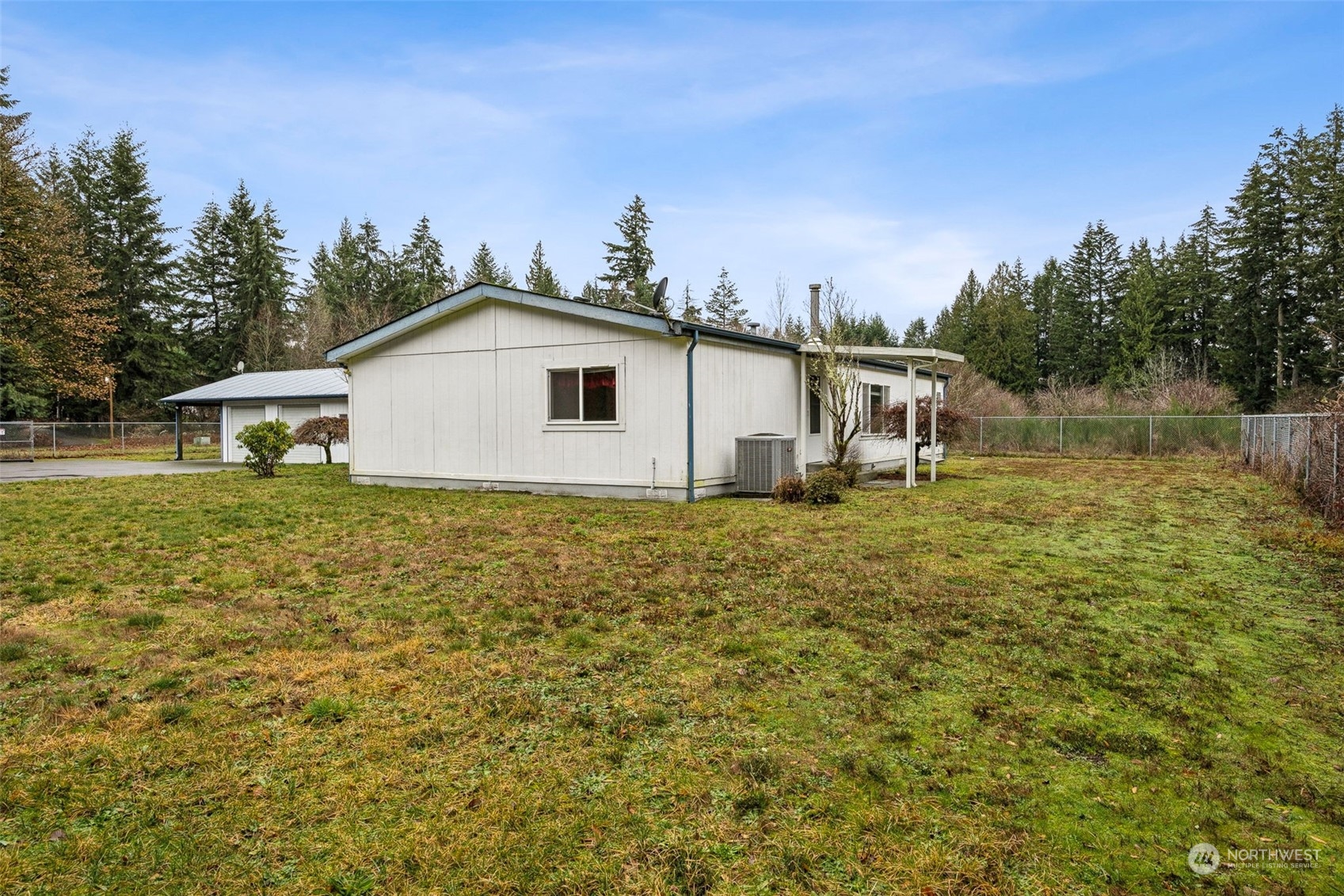 7420 Rainier Road Southeast Olympia, WA 98513 - Photo 23 of 30 Gallery Image 23