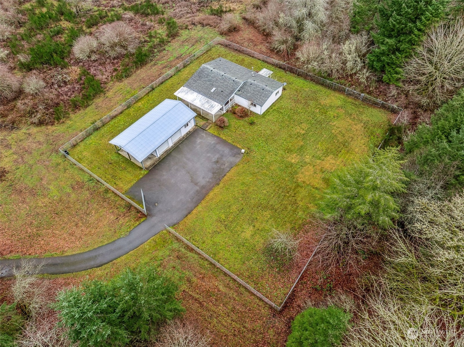 7420 Rainier Road Southeast Olympia, WA 98513 - Photo 25 of 30 Gallery Image 25