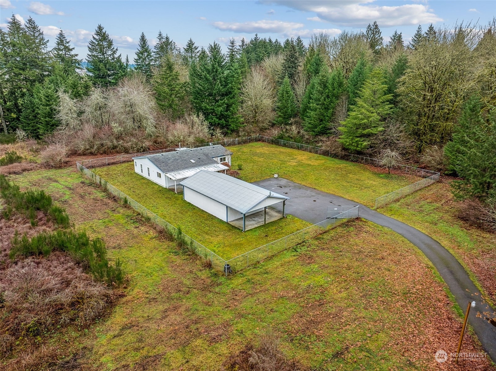 7420 Rainier Road Southeast Olympia, WA 98513 - Photo 30 of 30 Gallery Image 30