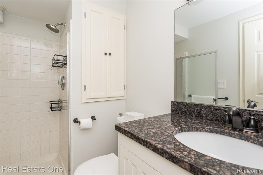 1846 Streamedge Court Rochester Hills, MI 48309 - Photo 15 of 25
