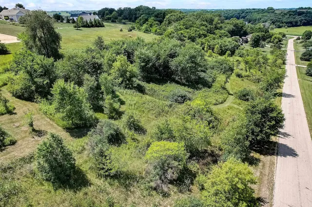 $199,900 | Lot 30 Sandrock, New Glarus, WI 53574