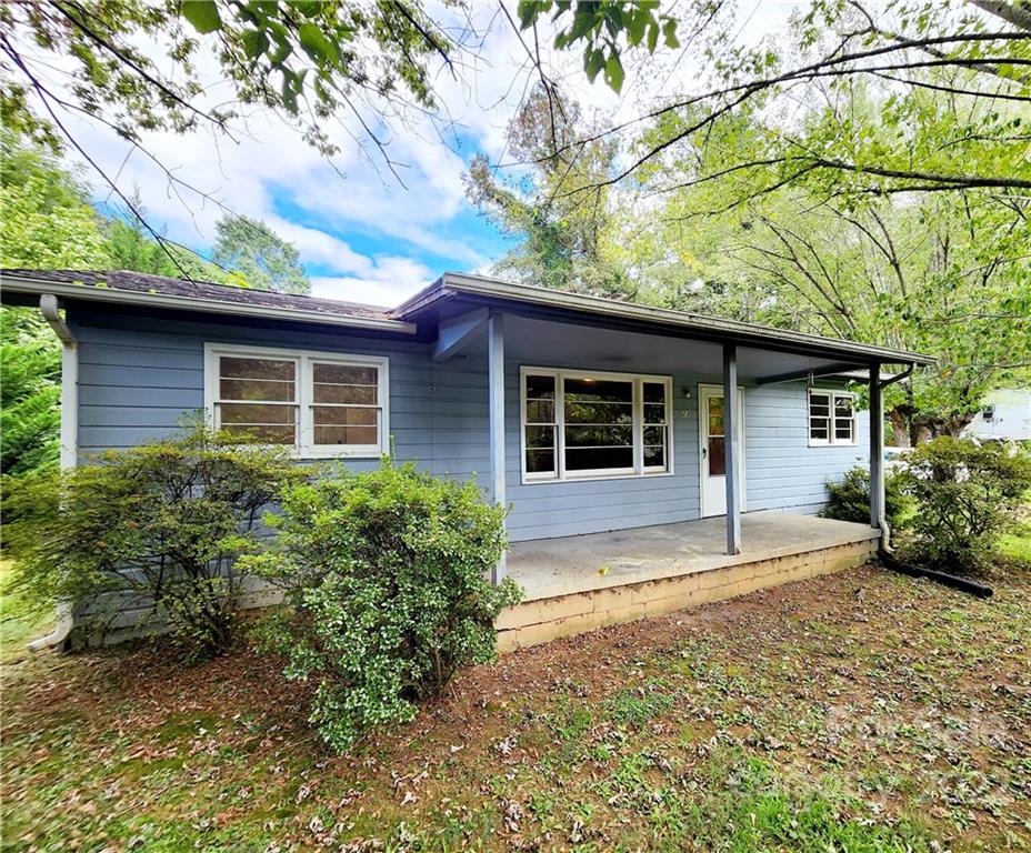 23 Brickyard Road Asheville, NC 28806 - Photo 1 of 19 Gallery Image 1