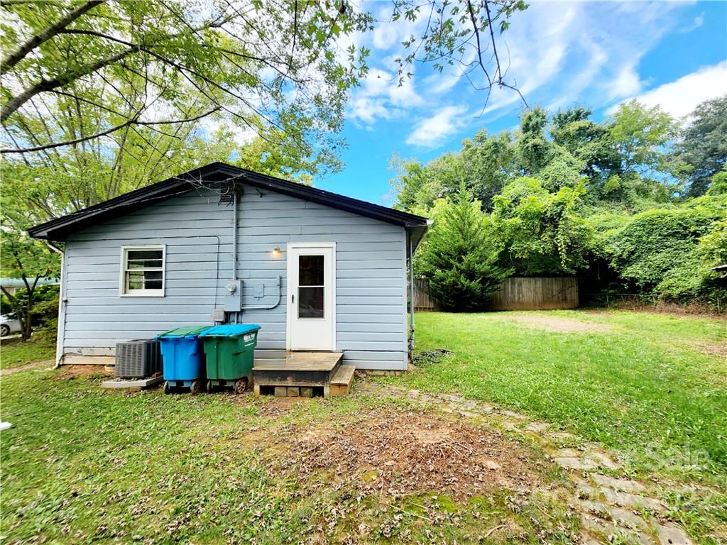 23 Brickyard Road Asheville, NC 28806 - Photo 4 of 19 Gallery Image 4
