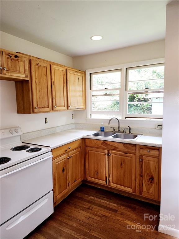 23 Brickyard Road Asheville, NC 28806 - Photo 7 of 19 Gallery Image 7