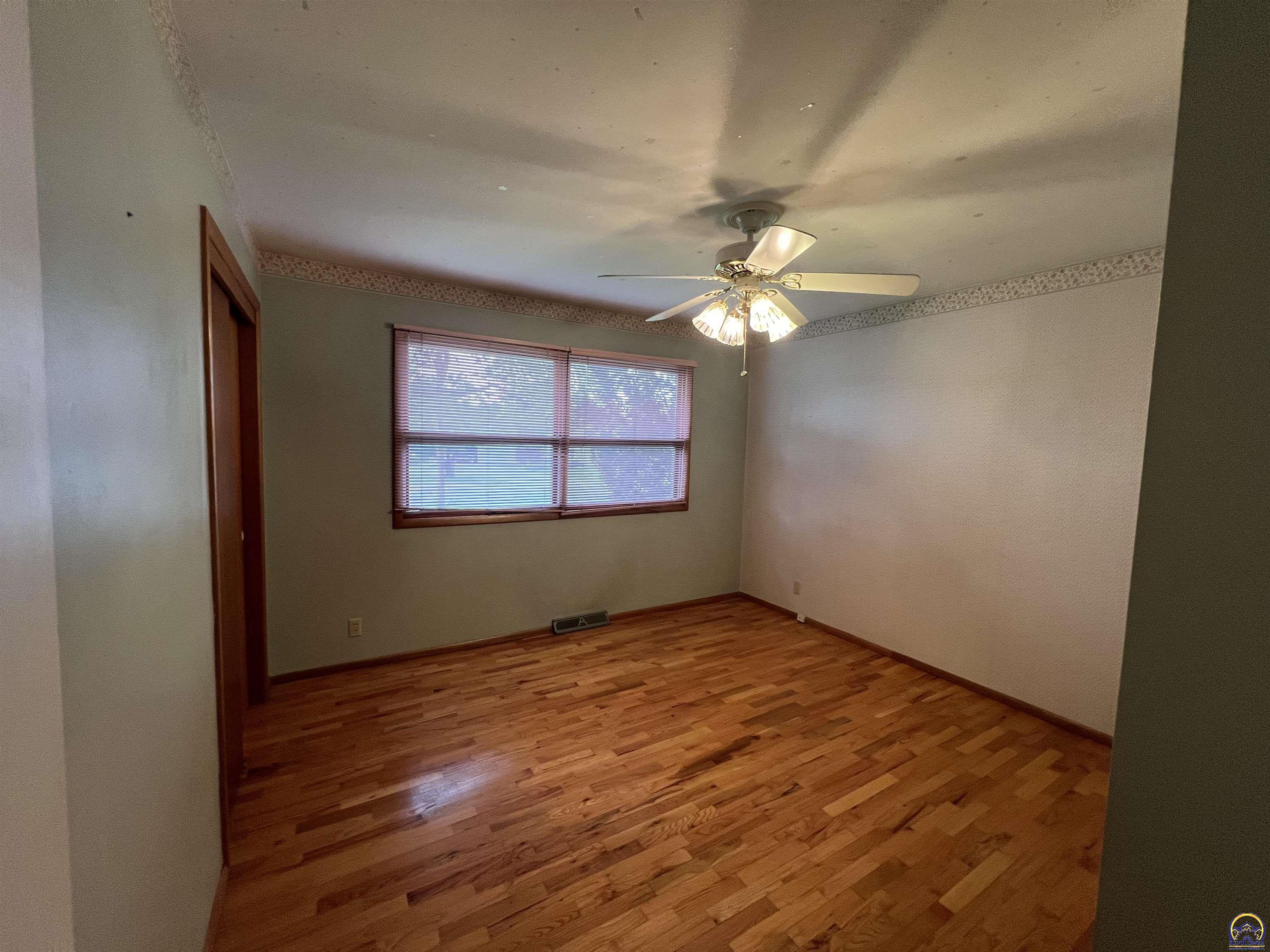 1113 Prairie Street Emporia, KS 66801 - Photo 10 of 19