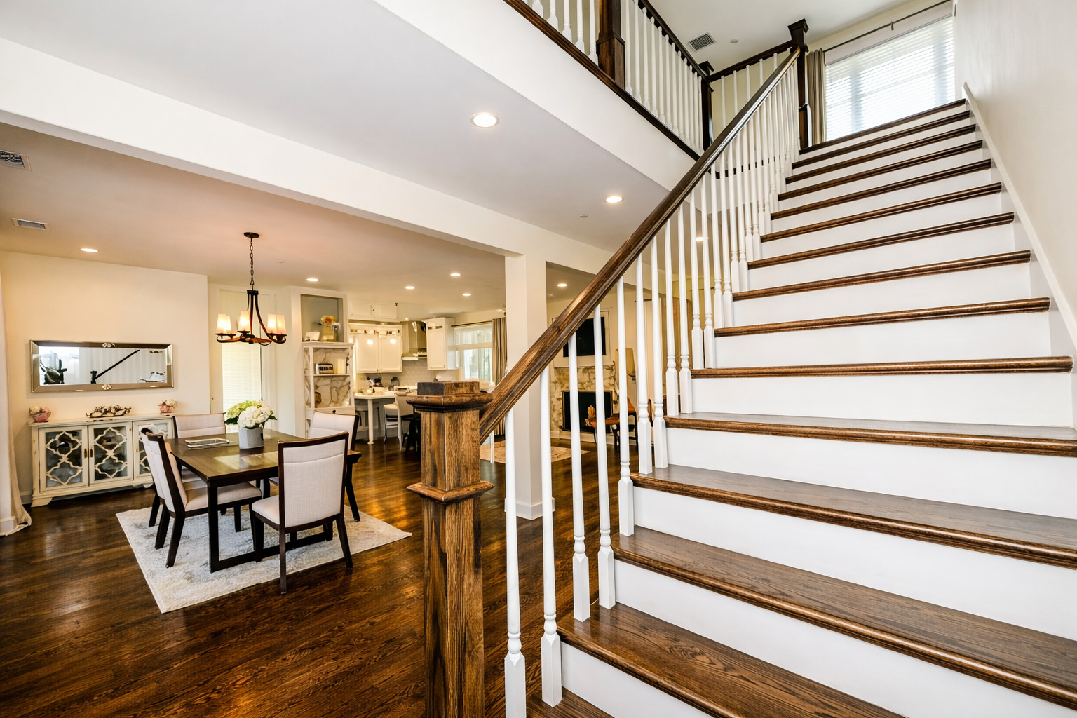 3101 Sprucewood Road Wilmette, IL 60091 - Photo 4 of 10 a dining room with furniture and wooden floor