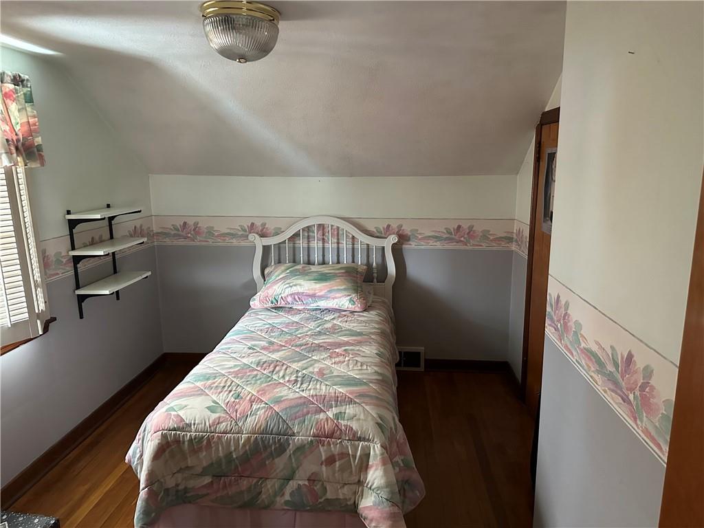1109 Holmes Street McKees Rocks, PA 15136 - Photo 8 of 9 3rd Bedroom