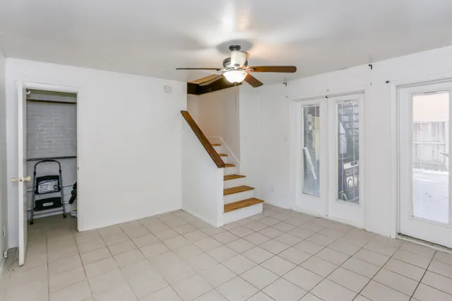$1,300 | 2502 Driscoll Street, Unit 3, Houston, TX 77019