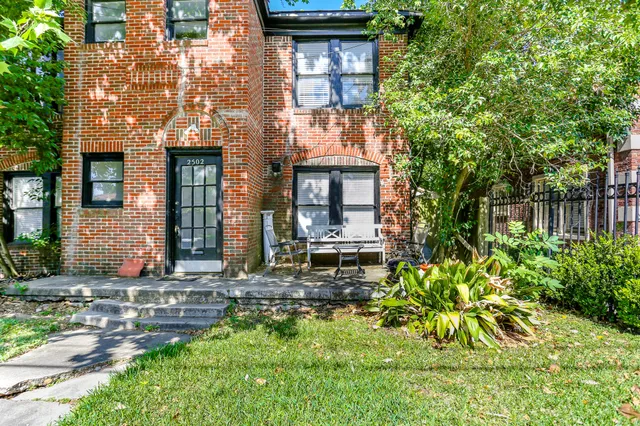 $1,300 | 2502 Driscoll Street, Unit 3, Houston, TX 77019