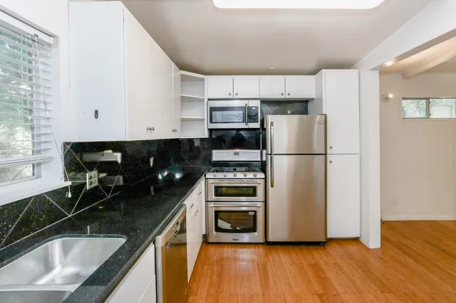 $1,200 | 2502 Driscoll Street, Unit 3, Houston, TX 77019