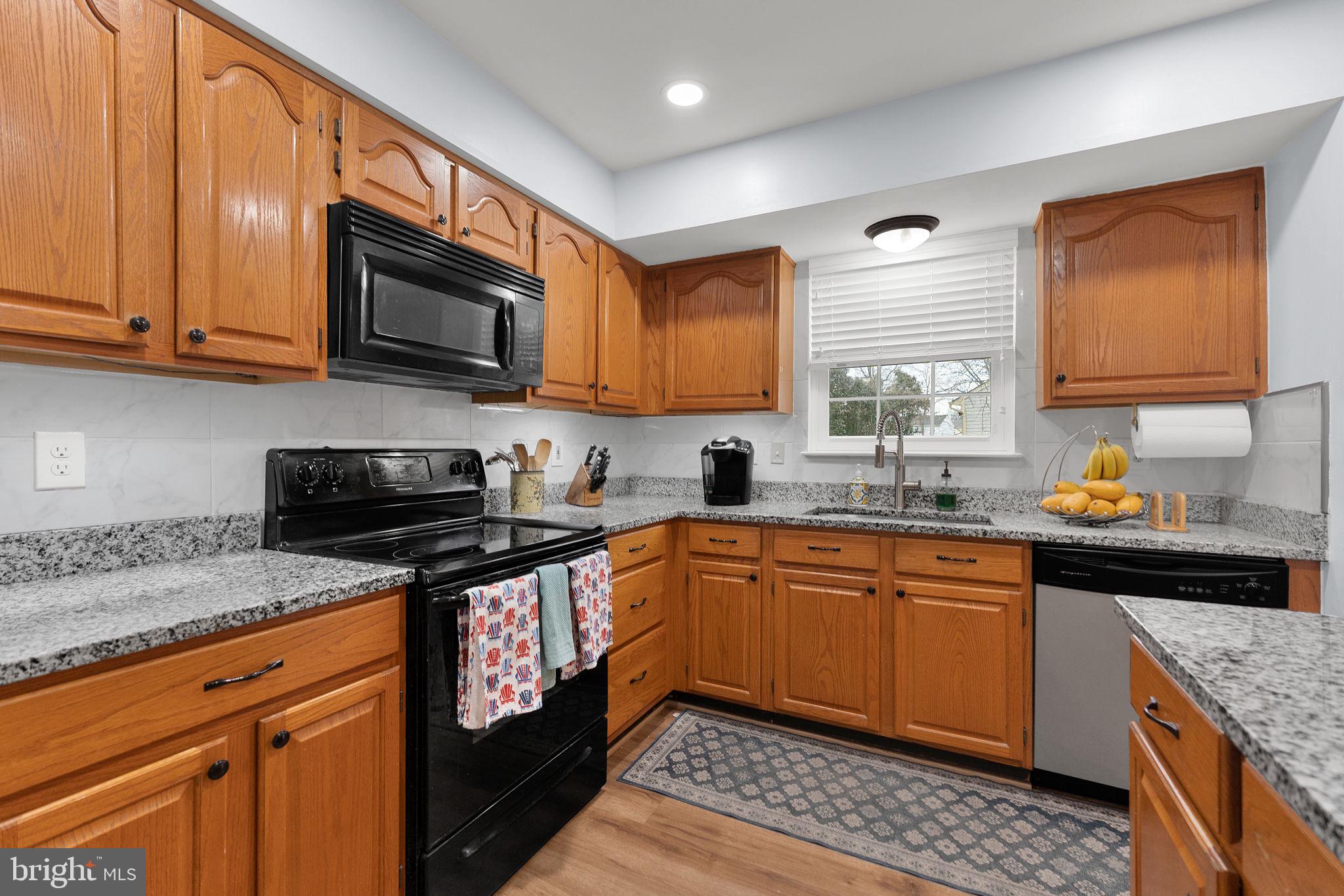 15728 Beau Ridge Drive Woodbridge, VA 22193 - Photo 12 of 37