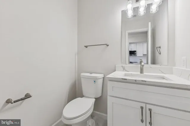 $569,900 | 11931 Barrel Cooper Court, Reston, VA 20191