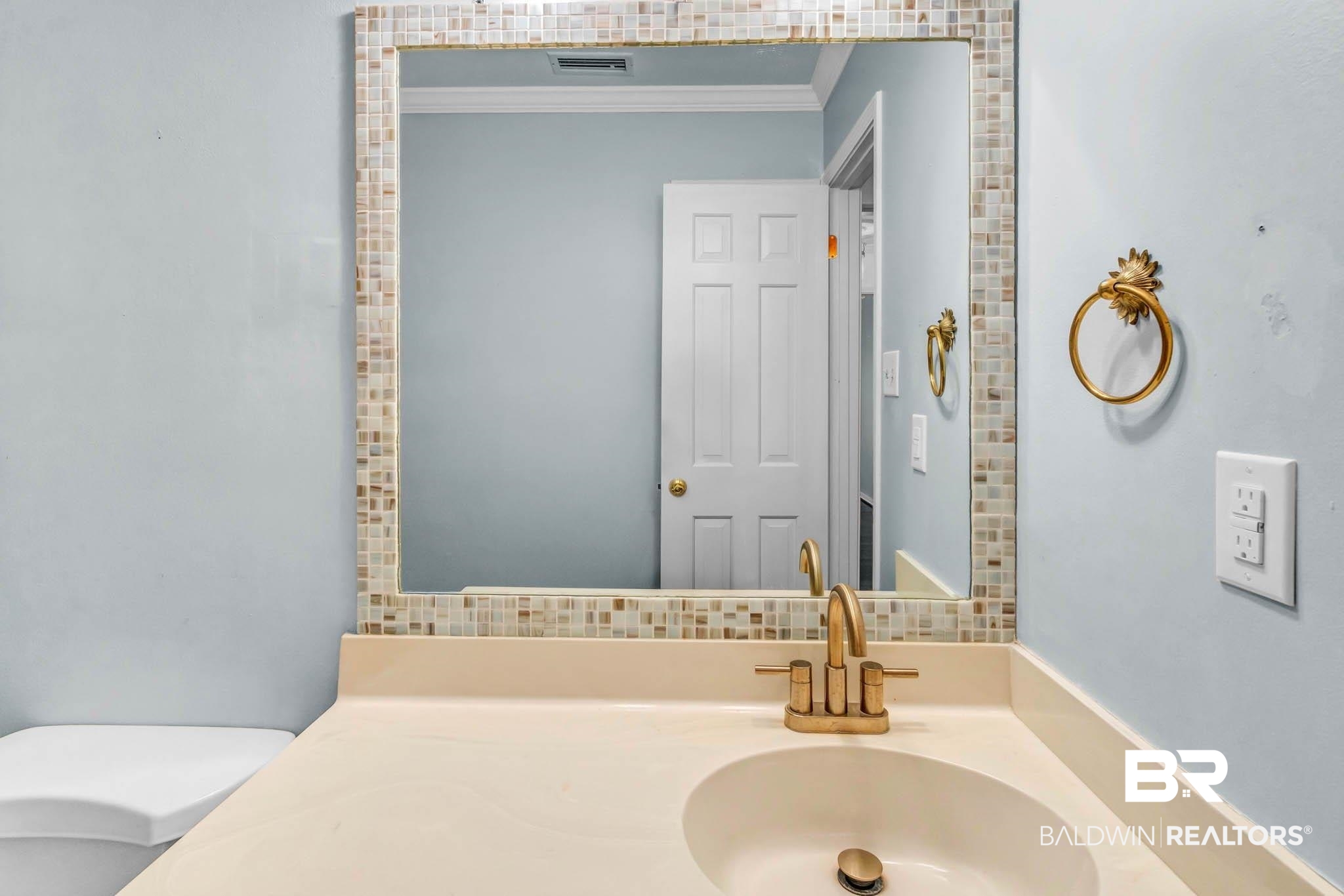 309 West Brandy Run Road Mobile, AL 36608 - Photo 57 of 100 Bathroom featuring vanity and ornamental molding