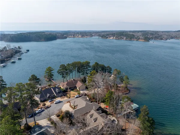 $1,850,000 | 316 South Reach Lane, Salem, SC 29676