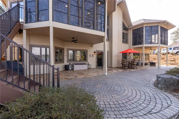 $1,850,000 | 316 South Reach Lane, Salem, SC 29676