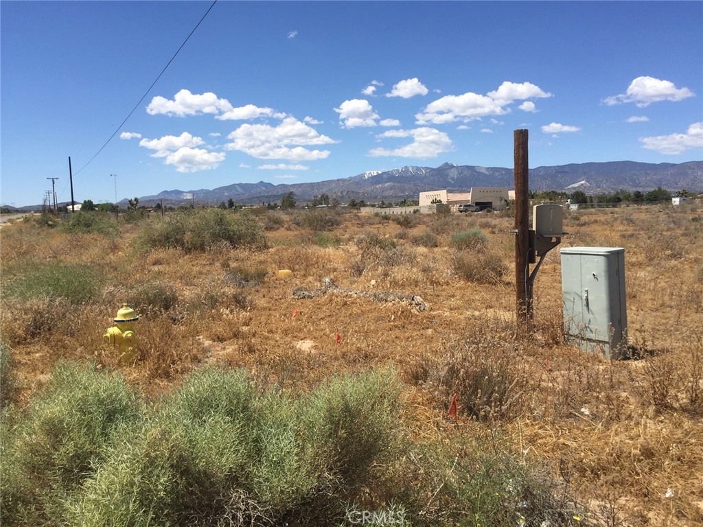 0 Goss Road Phelan, CA 92371 - Photo 4 of 7 a view of a building with a yard