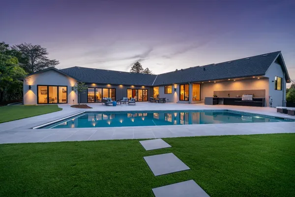 $9,998,000 | 655 Hayne Road, Hillsborough, CA 94010