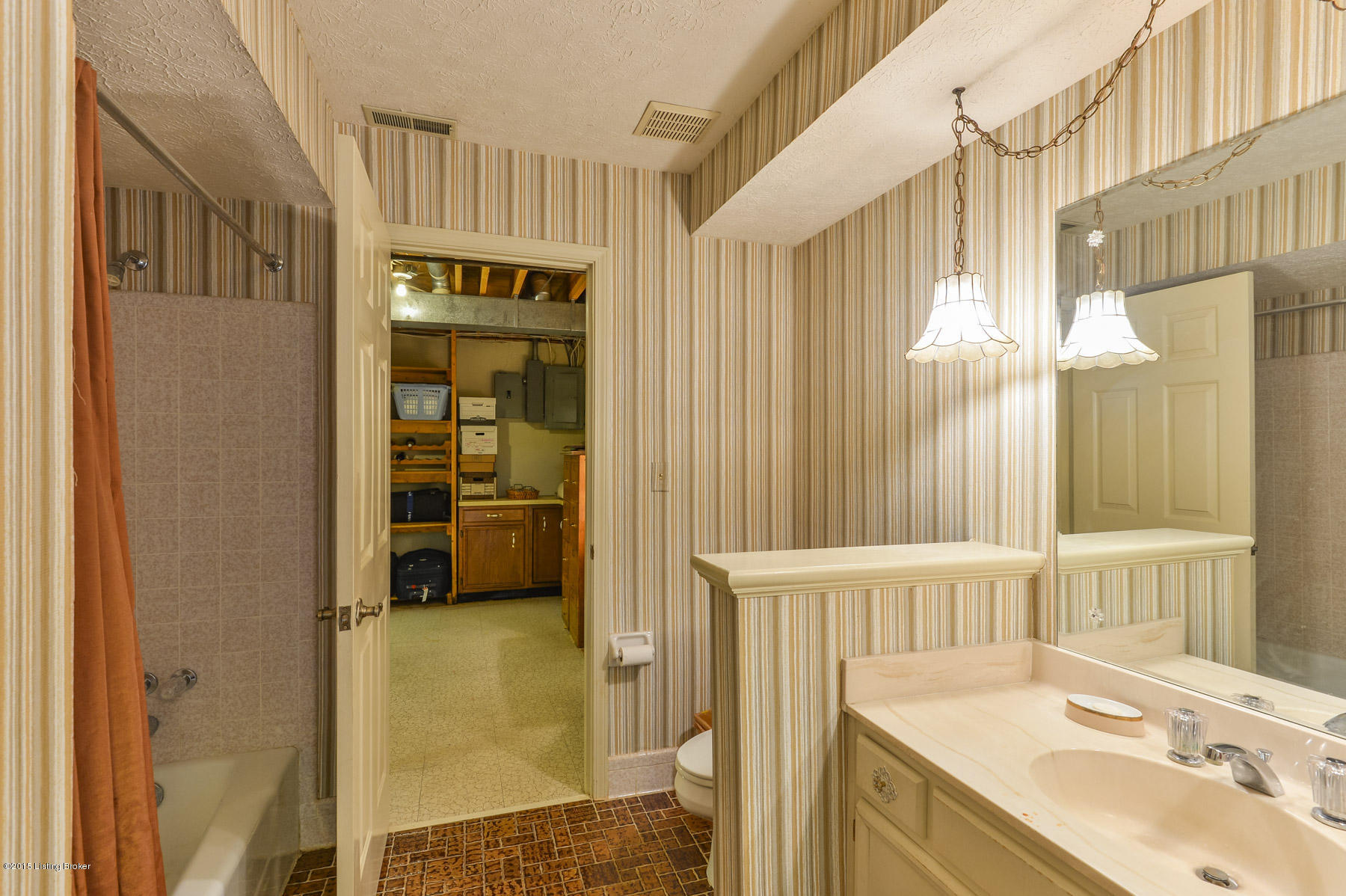 5513 Apache Road Louisville, KY 40207 - Photo 33 of 45 37