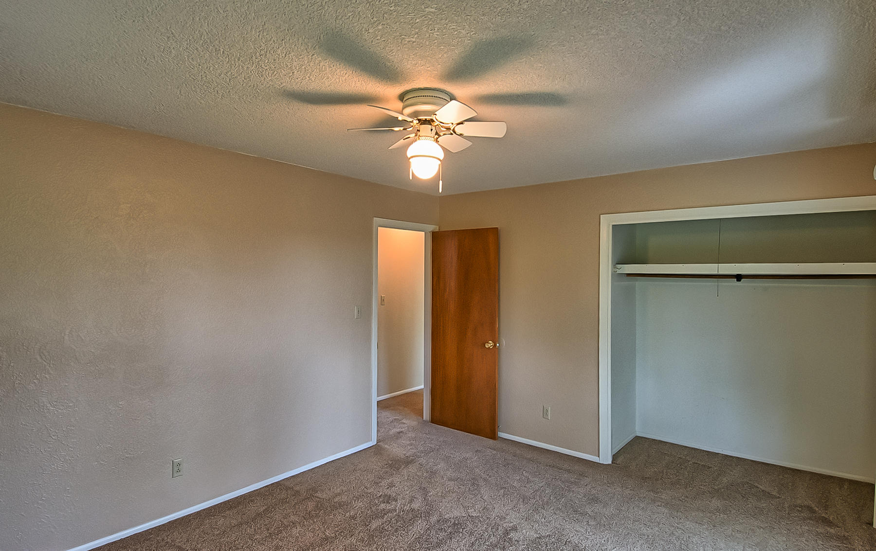 3395 Santa Rosa Way Redding, CA 96003 - Photo 18 of 61 santa rosa-143