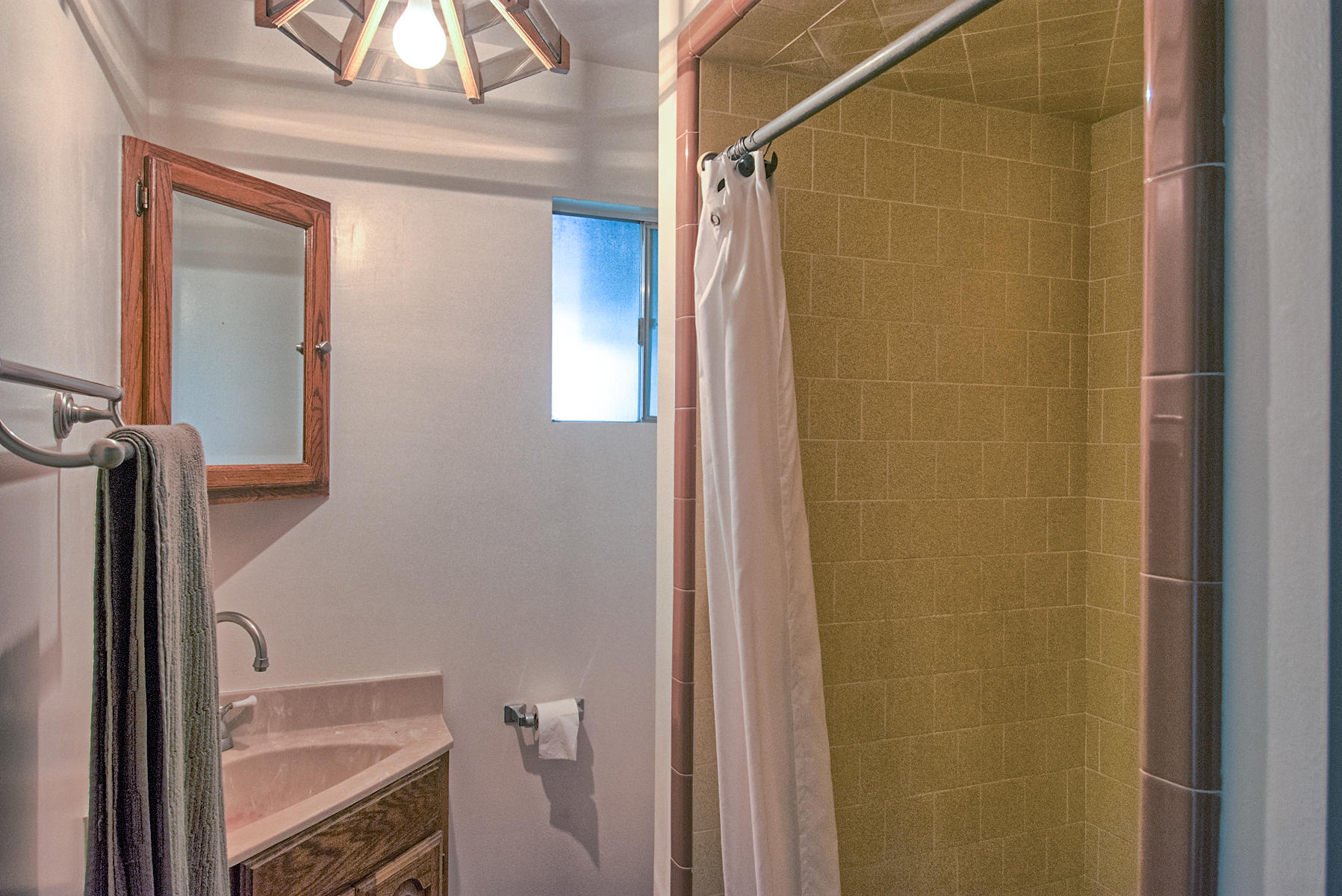 3395 Santa Rosa Way Redding, CA 96003 - Photo 25 of 61 santa rosa-164