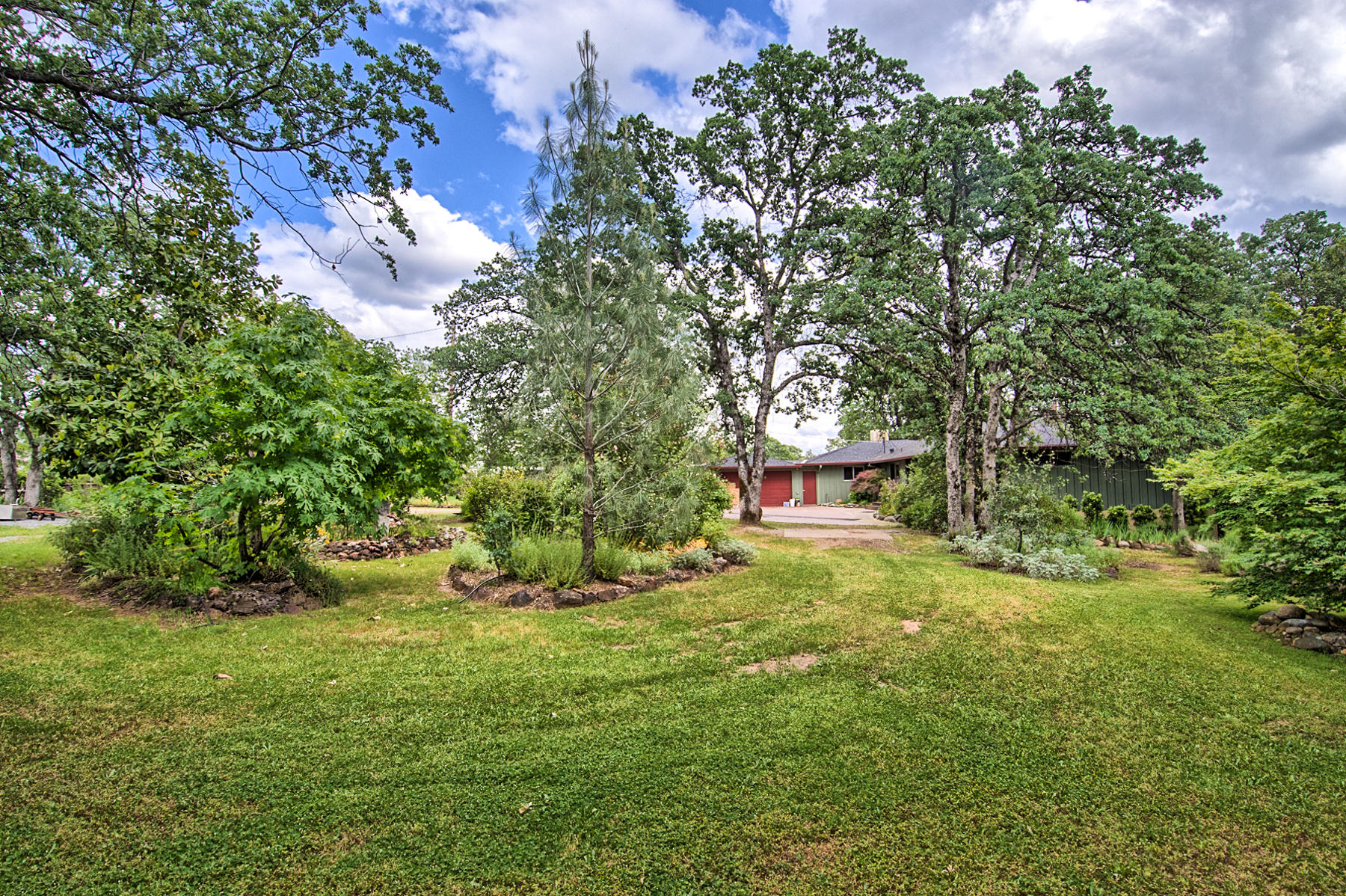 3395 Santa Rosa Way Redding, CA 96003 - Photo 31 of 61 santa rosa-110
