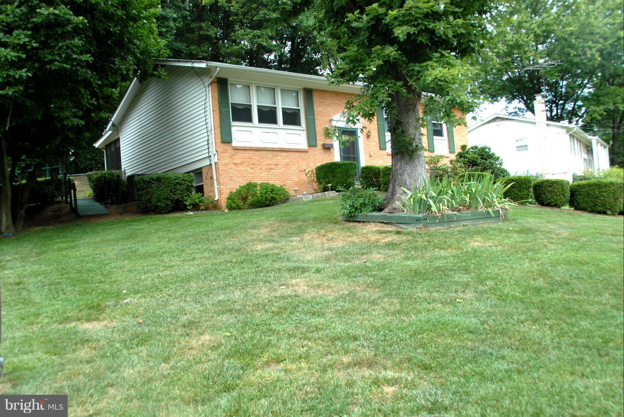 6306 Alberta Street Springfield, VA 22152 - Photo 3 of 21 Exterior (Front)