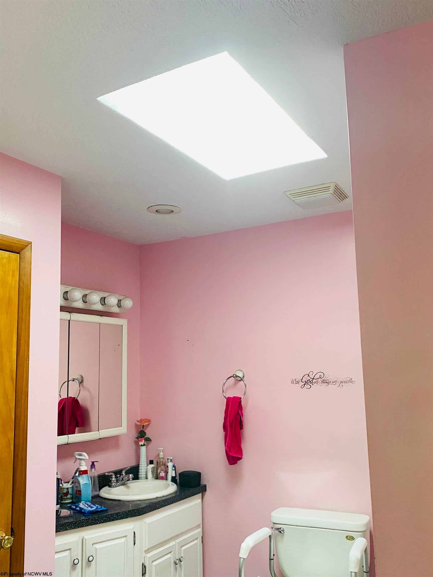 209 Mt Harmony Road Fairmont, WV 26554 - Photo 8 of 18 Gallery Image 8