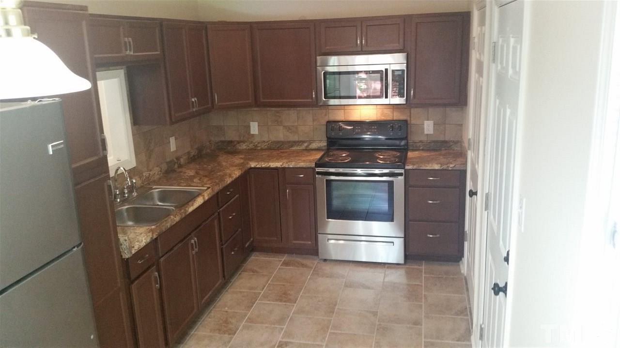 1708 Dallas Street Raleigh, NC 27610 - Photo 4 of 6