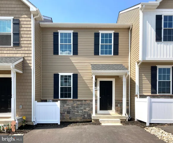 $291,200 | 262 Holstein Drive, Unit 93, Hanover, PA 17331