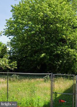 3547 North Smedley St