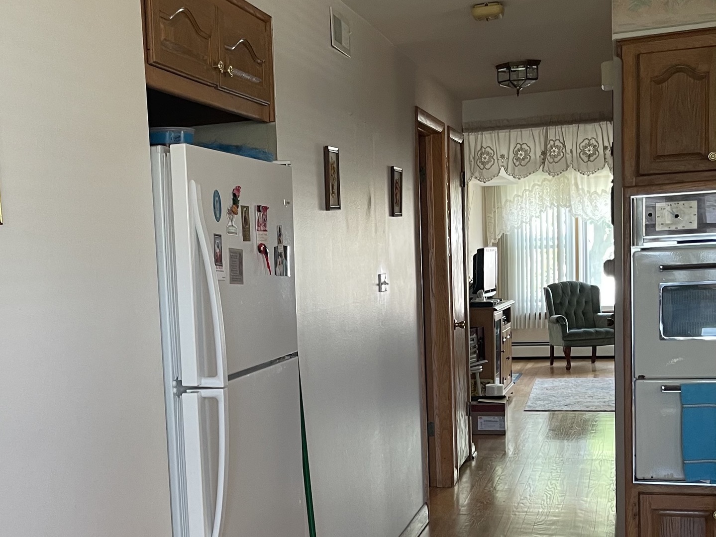 5325 West 53rd Place Chicago, IL 60638 - Photo 5 of 25 a view of a kitchen with refrigerator and kitchen view