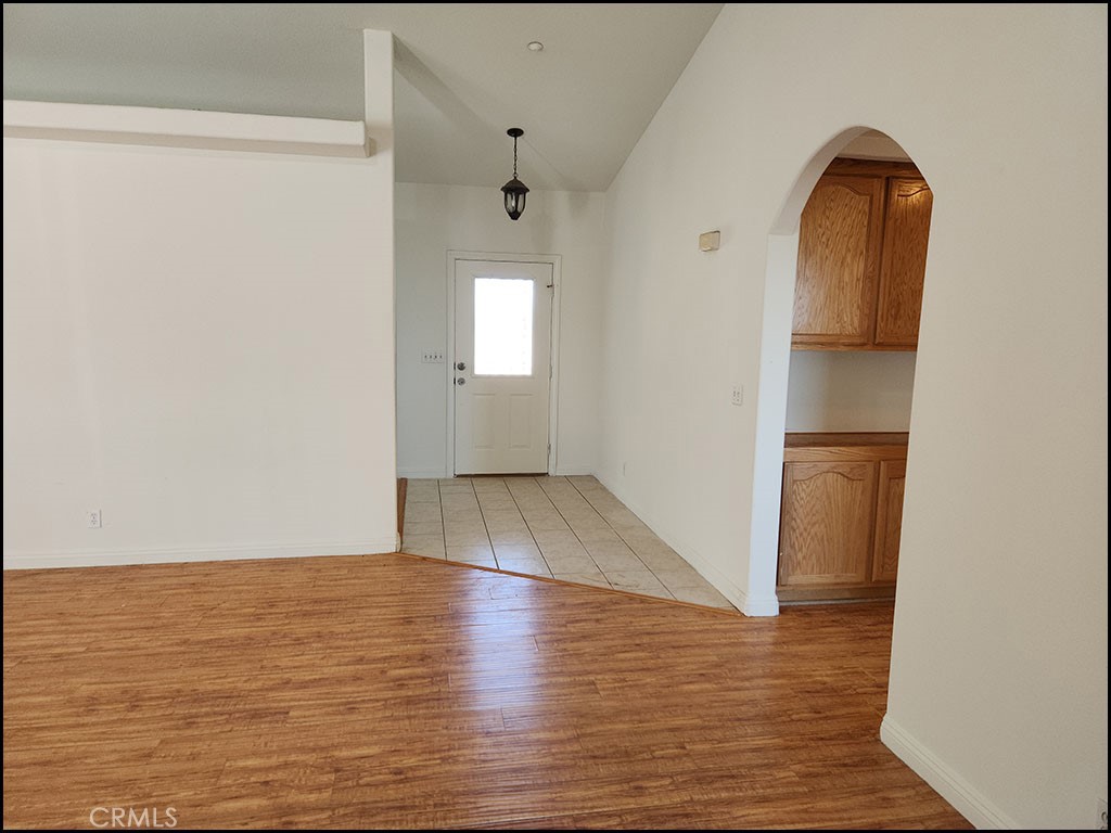 10685 Crystal Aire Road Pinon Hills, CA 92372 - Photo 19 of 47