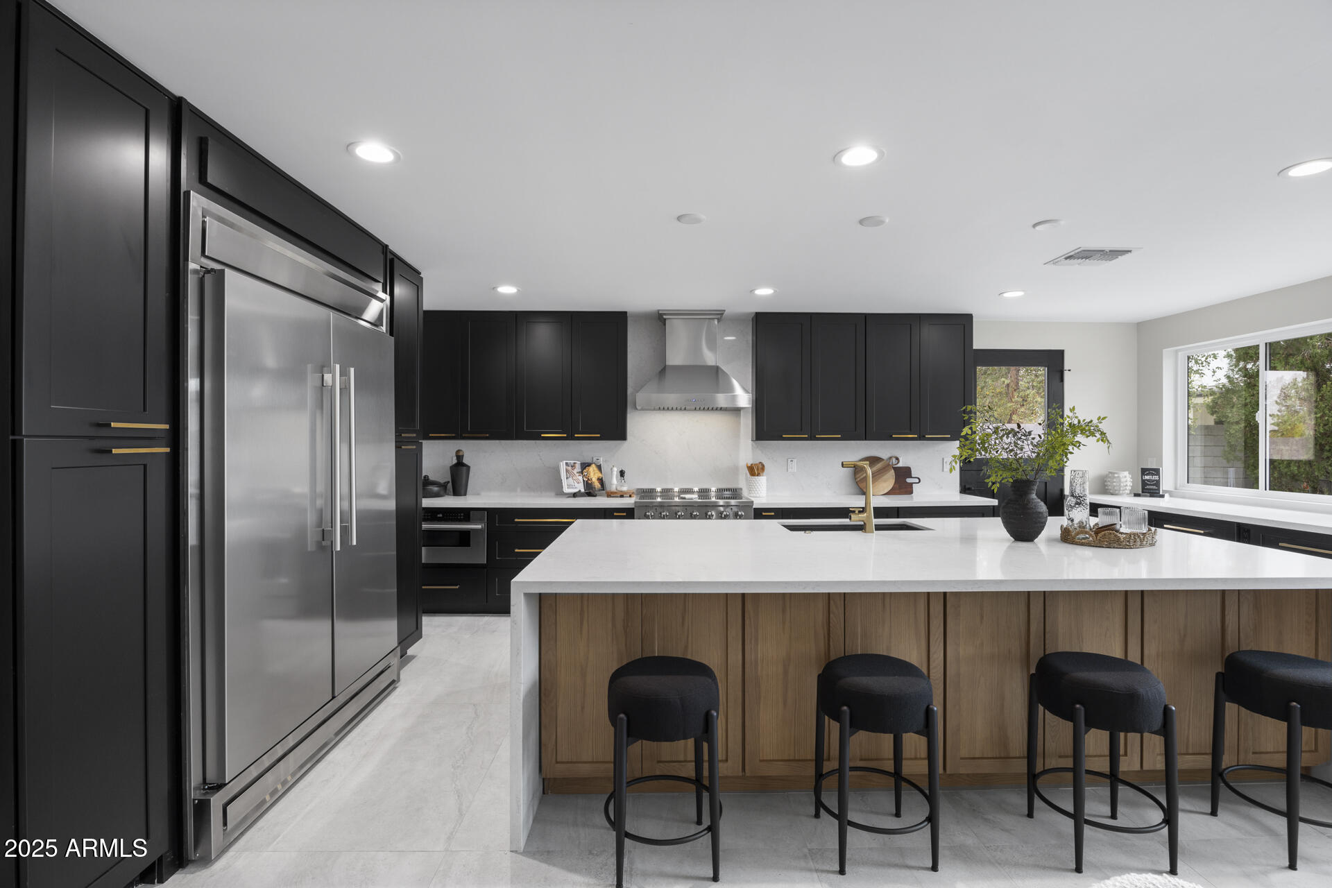 4059 East Cholla Street Phoenix, AZ 85028 - Photo 25 of 70 Kitchen