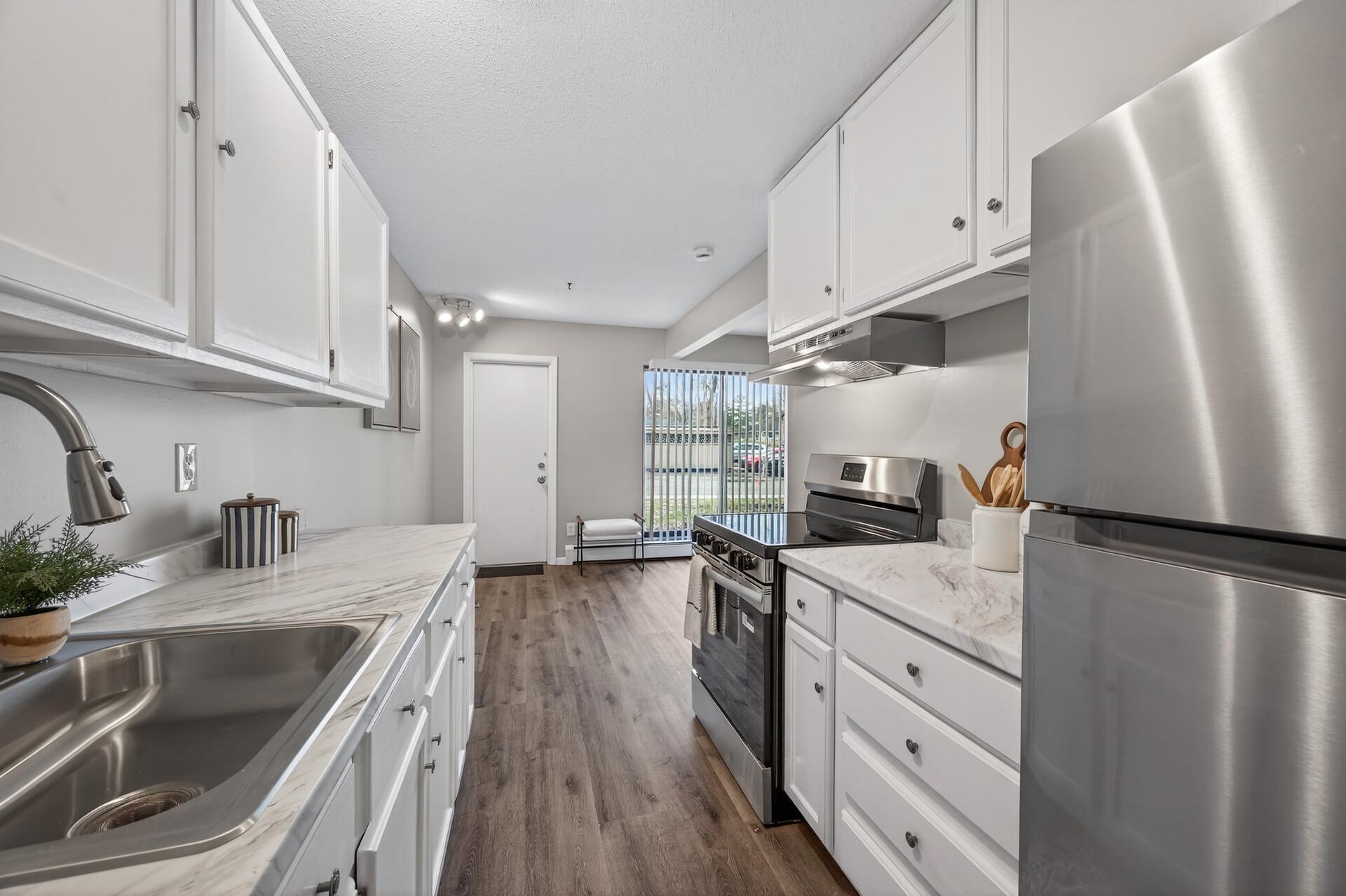 4612 Cedar Lake Road, Unit 4 St. Louis Park, MN 55416 - Photo 15 of 30
