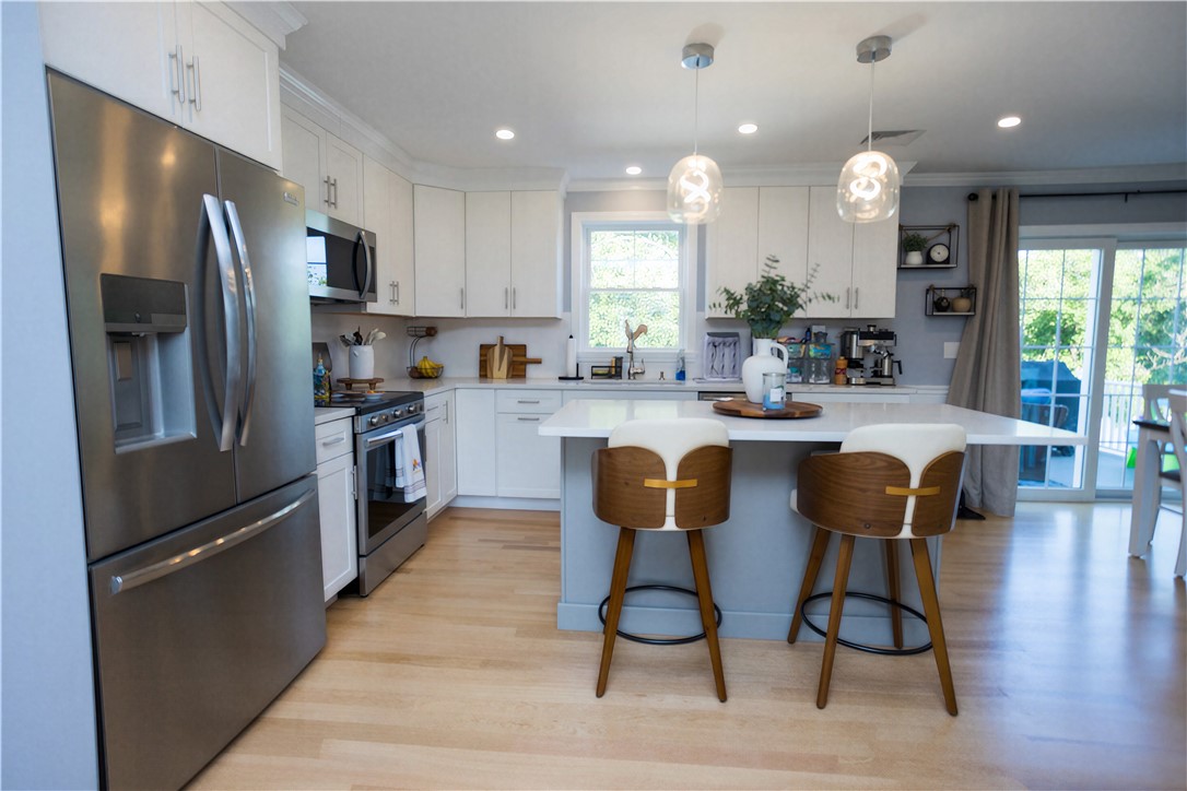 209 Curran Road Cumberland, RI 02864 - Photo 7 of 42