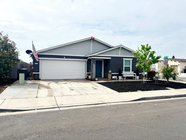 $499,999 | 12080 Kadota Avenue, Waterford, CA 95386