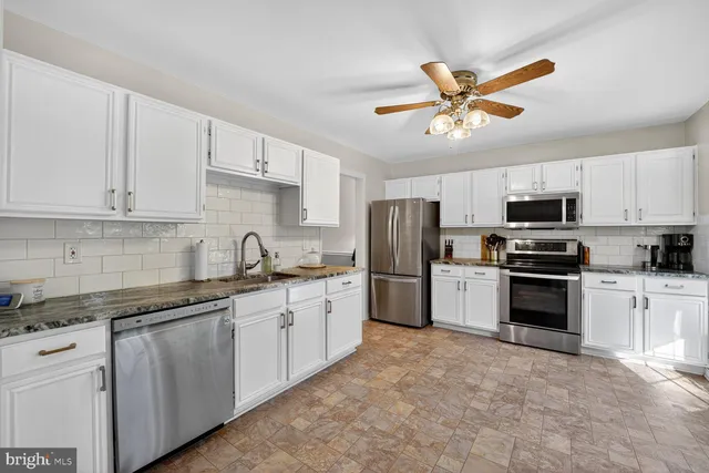 $430,000 | 332 Carronade Way, Arnold, MD 21012