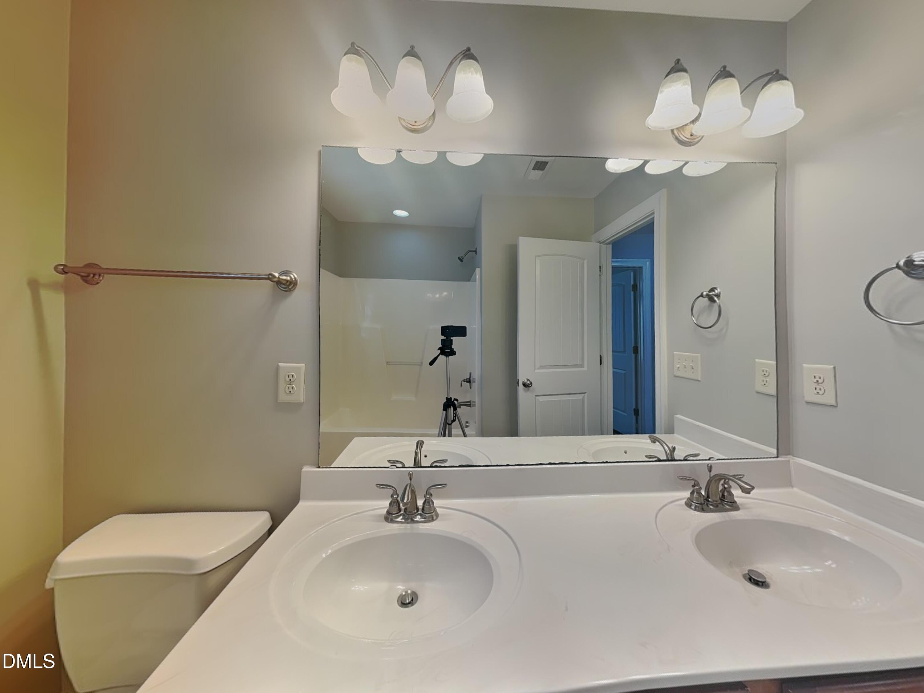 448 Big Willow Way Rolesville, NC 27571 - Photo 17 of 22 16_Image_yTqUIzGkOr