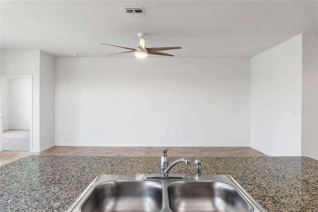 2025 Amazon Way Vero Beach, FL 32962 - Photo 7 of 33