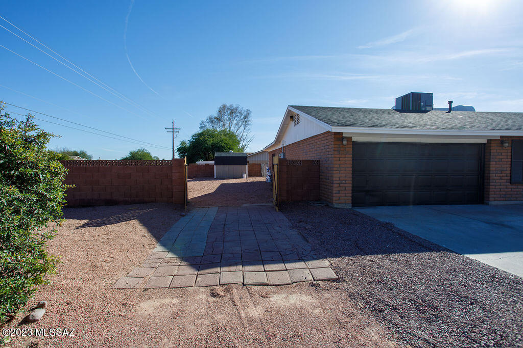 3401 West Green Ridge Drive Tucson, AZ 85741 - Photo 4 of 45