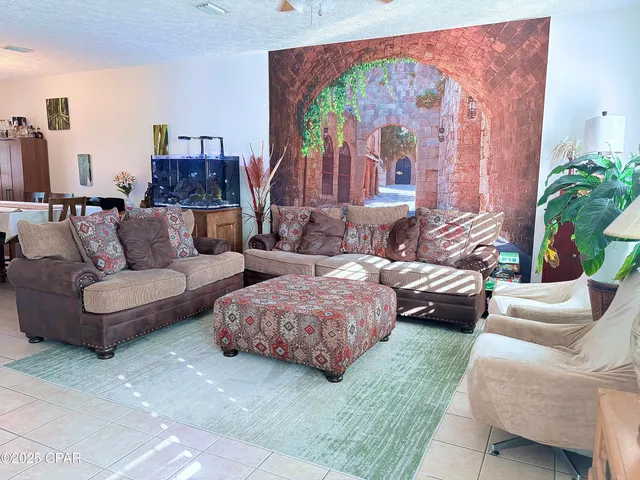 $258,900 | 2609 Laurel Drive, Panama City, FL 32404