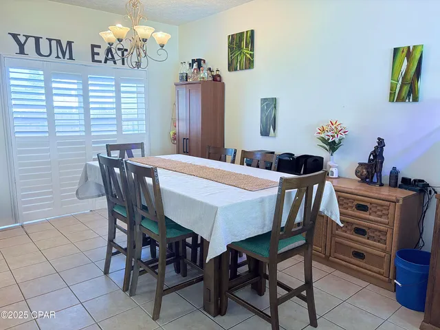 $258,900 | 2609 Laurel Drive, Panama City, FL 32404